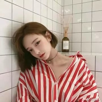 拂晓的尤娜